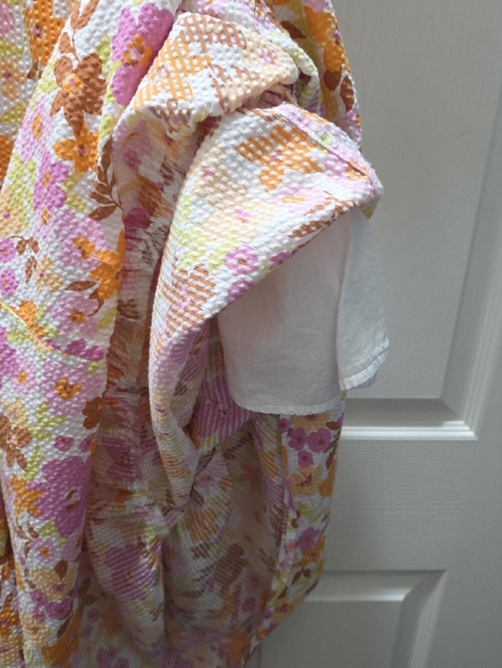 Billabong Floral Puff-Sleeve Maxi Dress in Pink & Orange - Picture 10 of 10